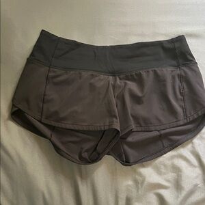 lululemon Speed up 2.5” shorts